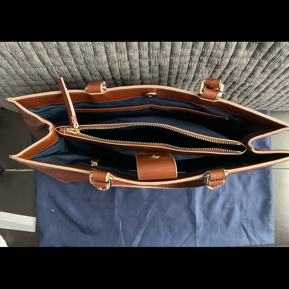 Cole Hahn Large Tote - REESE - Picture 11 of 15